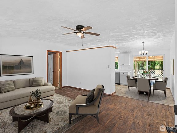 4th image of 46624 Giles Road