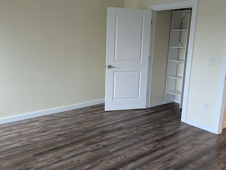 1115 N Walnut St — Photo 9