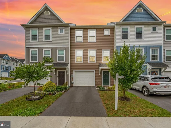 38 Starting Gate Pl, Martinsburg, WV 25404