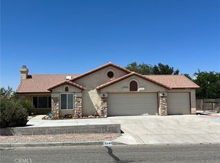 15640 Smoke Tree St, Hesperia, CA 92345