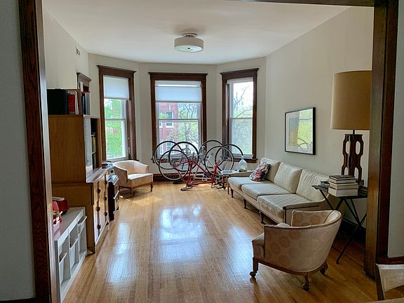 3rd image of 2649 N Troy St #3