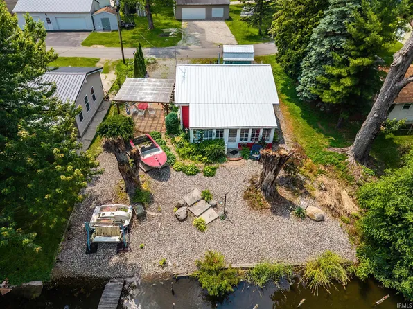 6575 S 82 E, Wolcottville, IN 46795