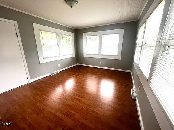 3rd image of 2208 Young St