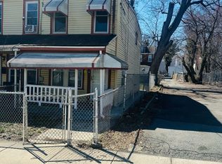 7 Race St, Trenton, NJ 08638