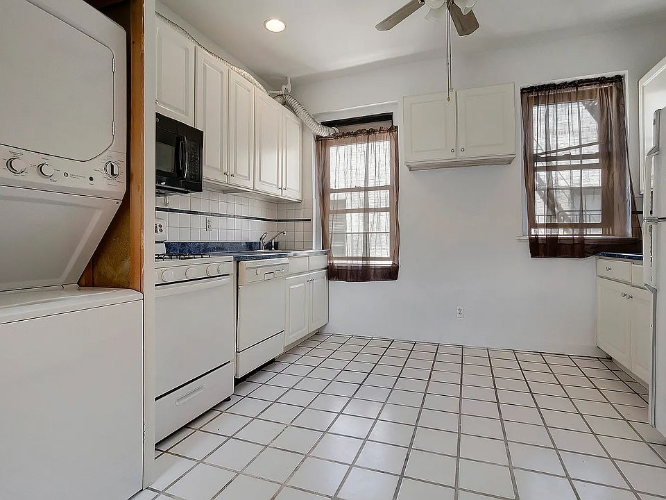 1st image of 2168 35th St APT 5B