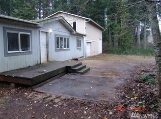 1102 E Alderwood Rd, Belfair, WA 98528