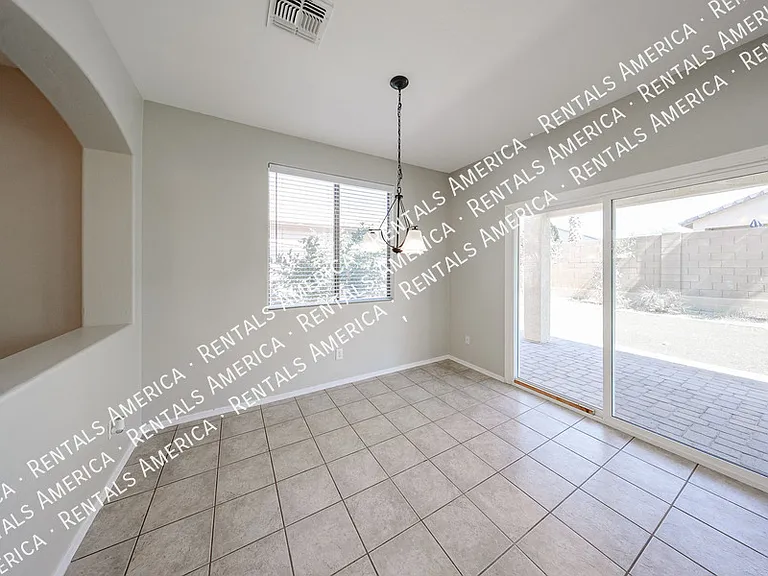 16926 W Nottingham Way — Photo 27