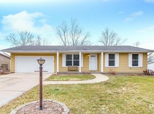 209 Barbara Pkwy, Washington, IL 61571