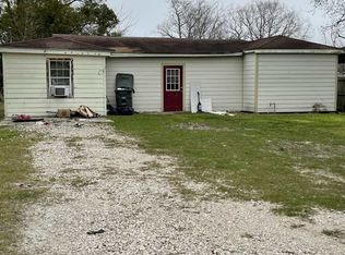 2340 4th Ave, Port Arthur, TX 77642