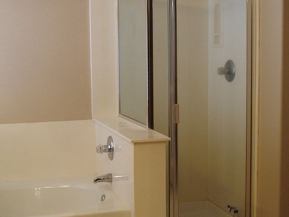 5th image of 847 S Longmore St
