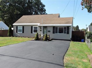 143 Hazelhurst Ave, North Syracuse, NY 13212
