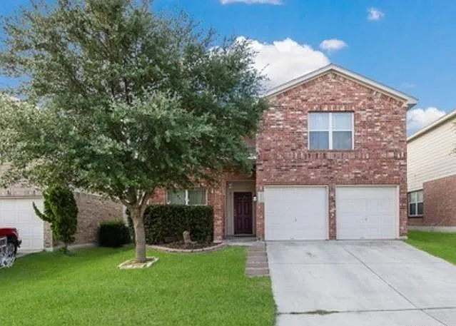 3 bed, 2.5 bath, 2380 sqft, $1,775 — Photo 2