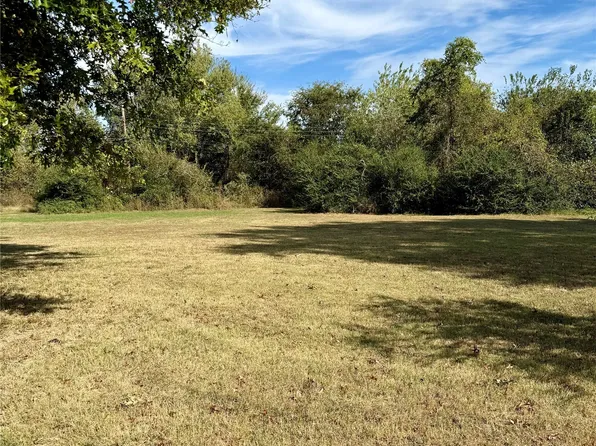 2502 Haskell St, Muskogee, OK 74403
