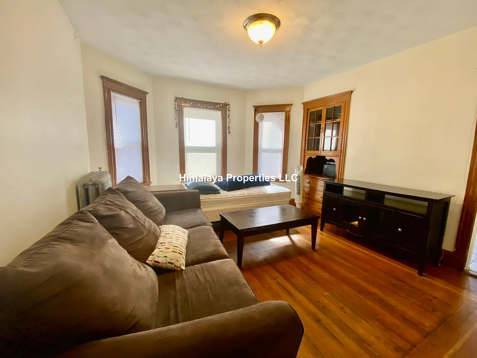 42 Bromfield Rd — Photo 3