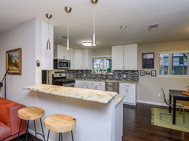 3630 Zoch Ln — Photo 14