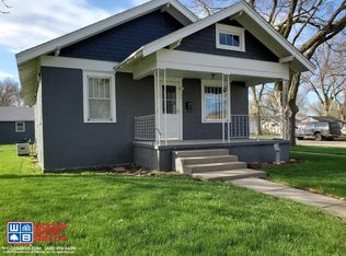 621 W 16th St, Grand Island, NE 68801
