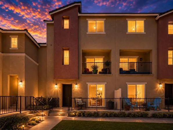 2842 Azure Breeze Ln #2, Las Vegas, NV 89183