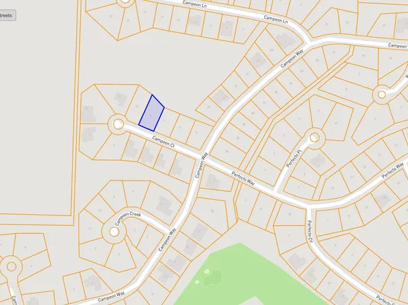 8 Campeon Ct, Hot Springs Village, AR 71909