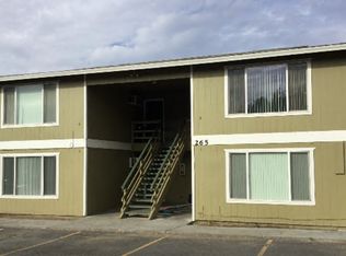 245 NW 13th St #4, Hermiston, OR 97838