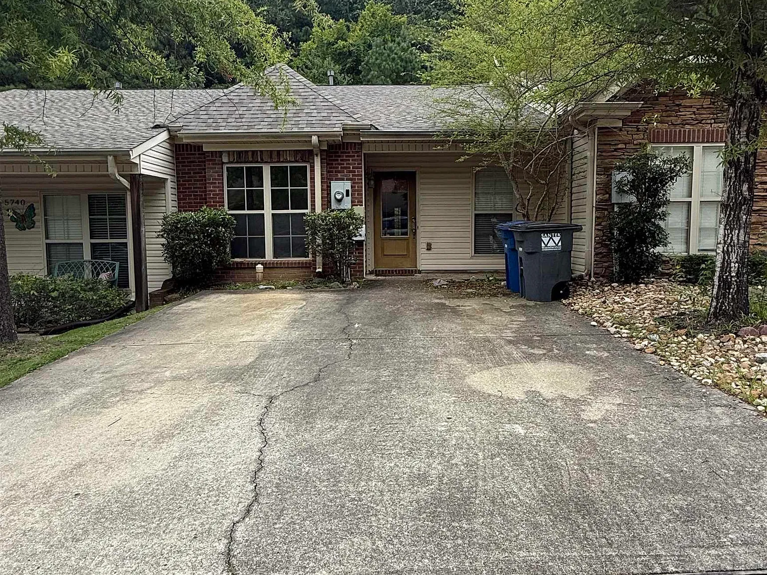 2 bed, 2.0 bath, $1,650 — Photo 1