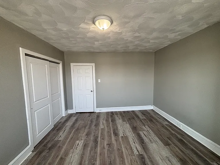 302 E Albanus St — Photo 10