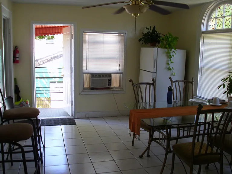 1325 Drew St #6 — Photo 5