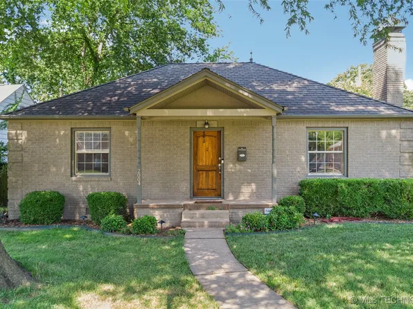 2004 S Delaware Pl, Tulsa, OK 74104