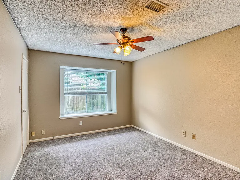 12723 Ashford Knoll Dr — Photo 13