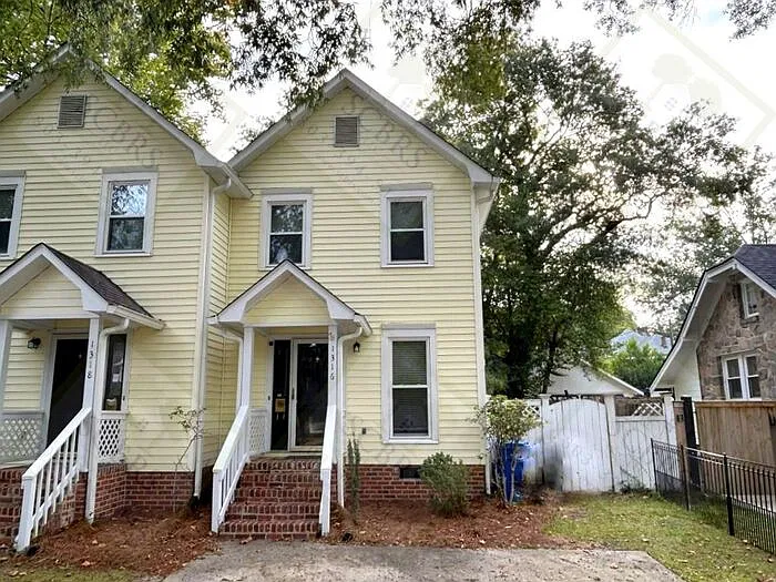 2 bed, 1.5 bath, 960 sqft, $1,545 — Photo 1