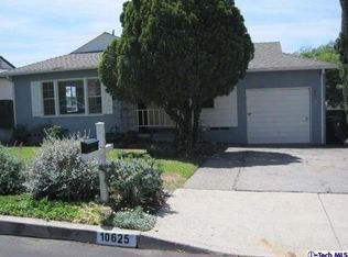 10625 Fernglen Ave, Tujunga, CA 91042