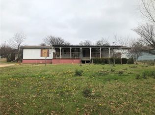 75 Rocky Dr, Waxahachie, TX 75167