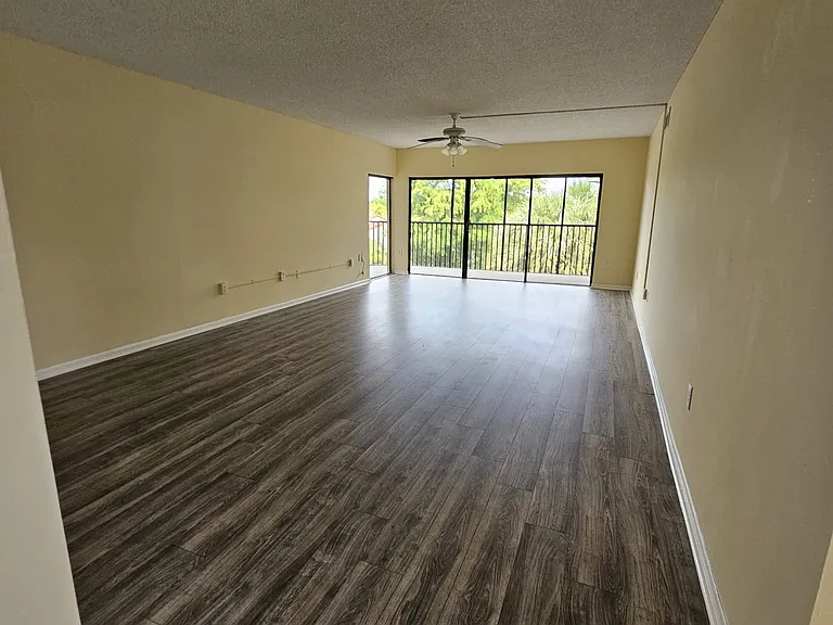 461 Ives Dairy Rd #4062 — Photo 9