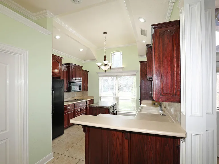 6802 Thunder Rd — Photo 11