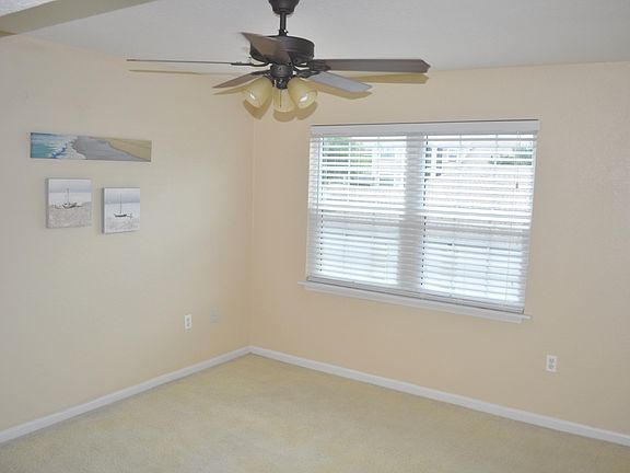 5th image of 800 Boardwalk Dr APT 624