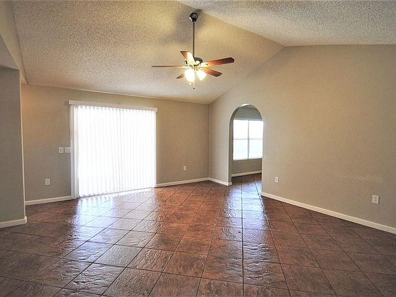 2nd image of 7821 W Peppertree Ln