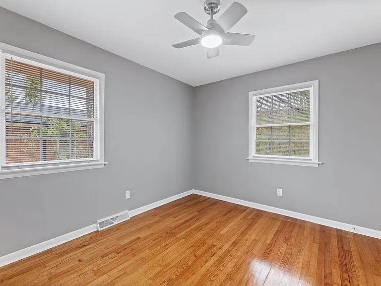 513 Bart St — Photo 21