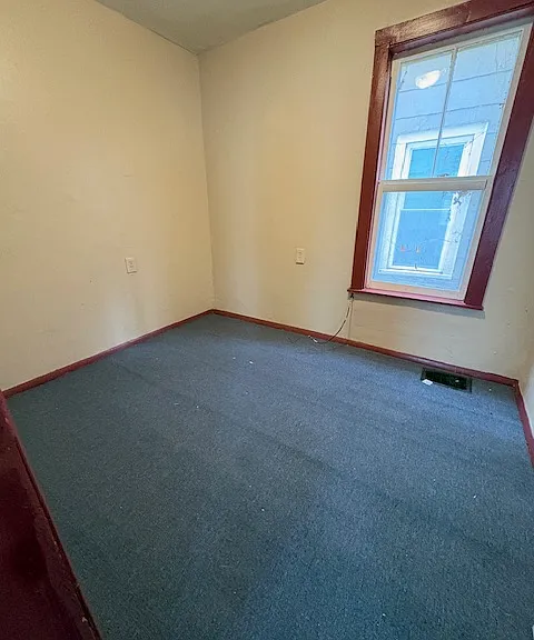 196.5 Oak St #1 — Photo 5