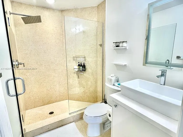 19900 Country Club Dr #Penthouse 20 — Photo 14