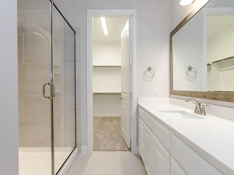 1537 Euclid Aly — Photo 14