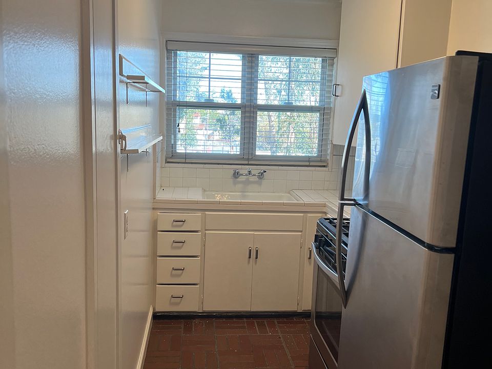 1st image of 841 California Dr #A