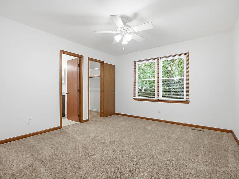 102 Chevis Dr — Photo 20