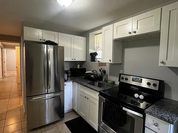 (undisclosed Address), Mastic, NY 11950