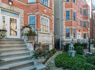 623 W Briar Pl #1, Chicago, IL 60657
