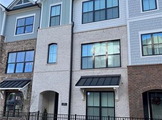 525 Ashbury Dr #109, Roswell, GA