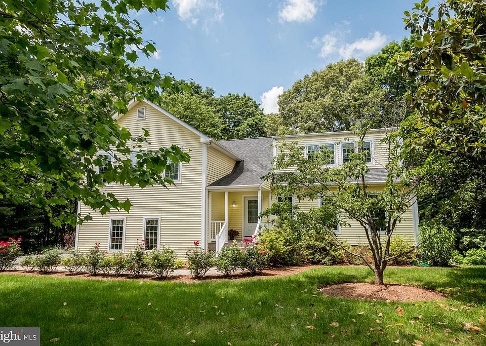 1st image of 222 Percheron Ct