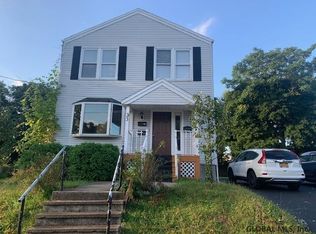 33 Clifford Ave, Latham, NY 12110