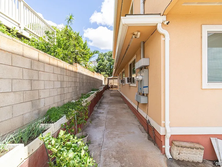 92-426 Akaula St — Photo 18