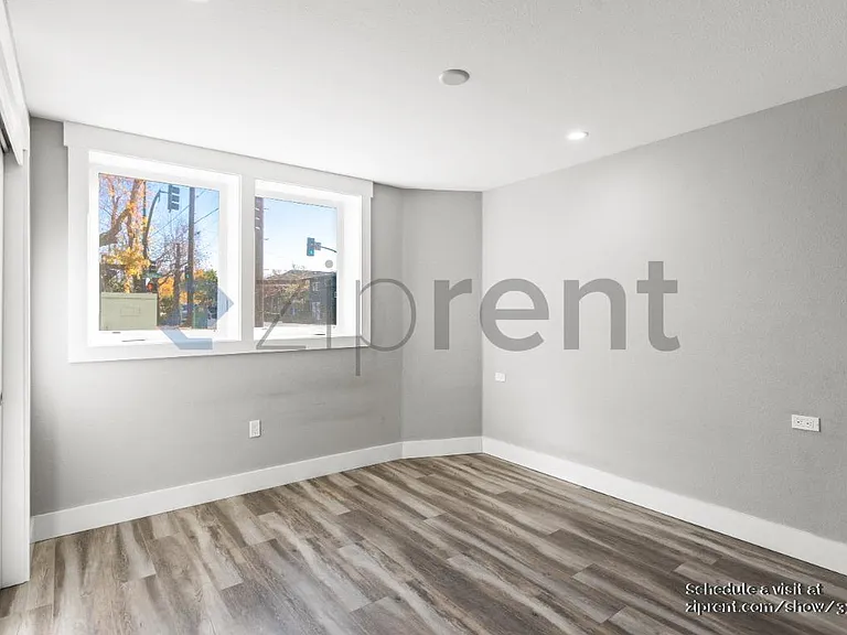 1701 Broadway #A — Photo 11