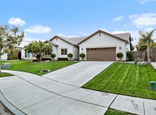 3728 N Sallee St, Visalia, CA 93291