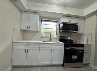 4443 W Humphrey St, Tampa, FL 33614